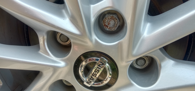 轩逸经典新车两个月锈的一塌糊涂2024年6月提的3月出厂的日产轩逸经典2024