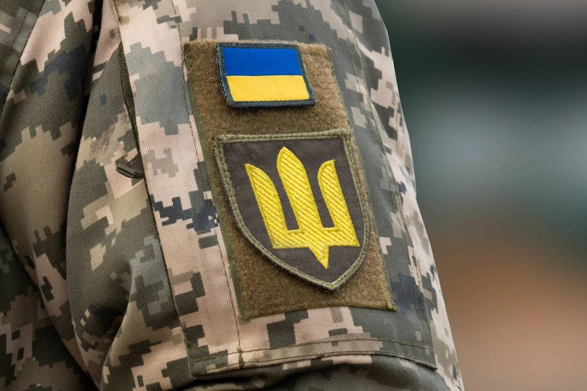 乌克兰武装部队的一支分队在从扎波罗热撤退时已被冻僵，无法逃离阵地在扎波罗热地