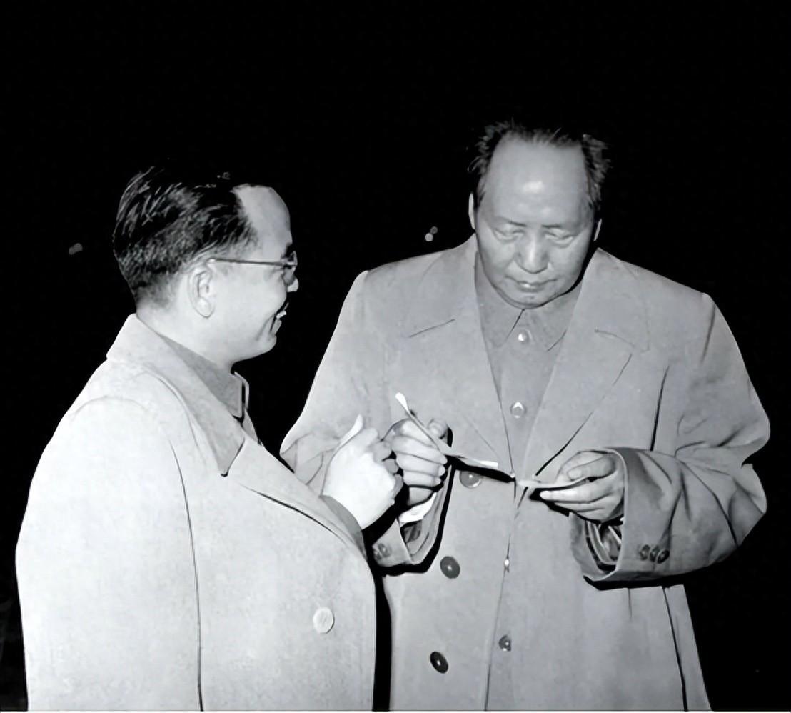 1958年张治中主张立即解放台湾，毛主席：他的主张恐怕不宜采纳“1958年9月