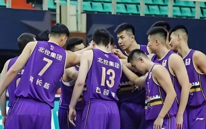 CBA季前赛结束后大胆预测：这四支球队在新赛季实力不容小觑，有望向上海发起挑战。