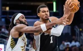 22岁全票DPOY！文班亚马凭什么打破历史？防守统治力碾压传奇宗师 纵观NB
