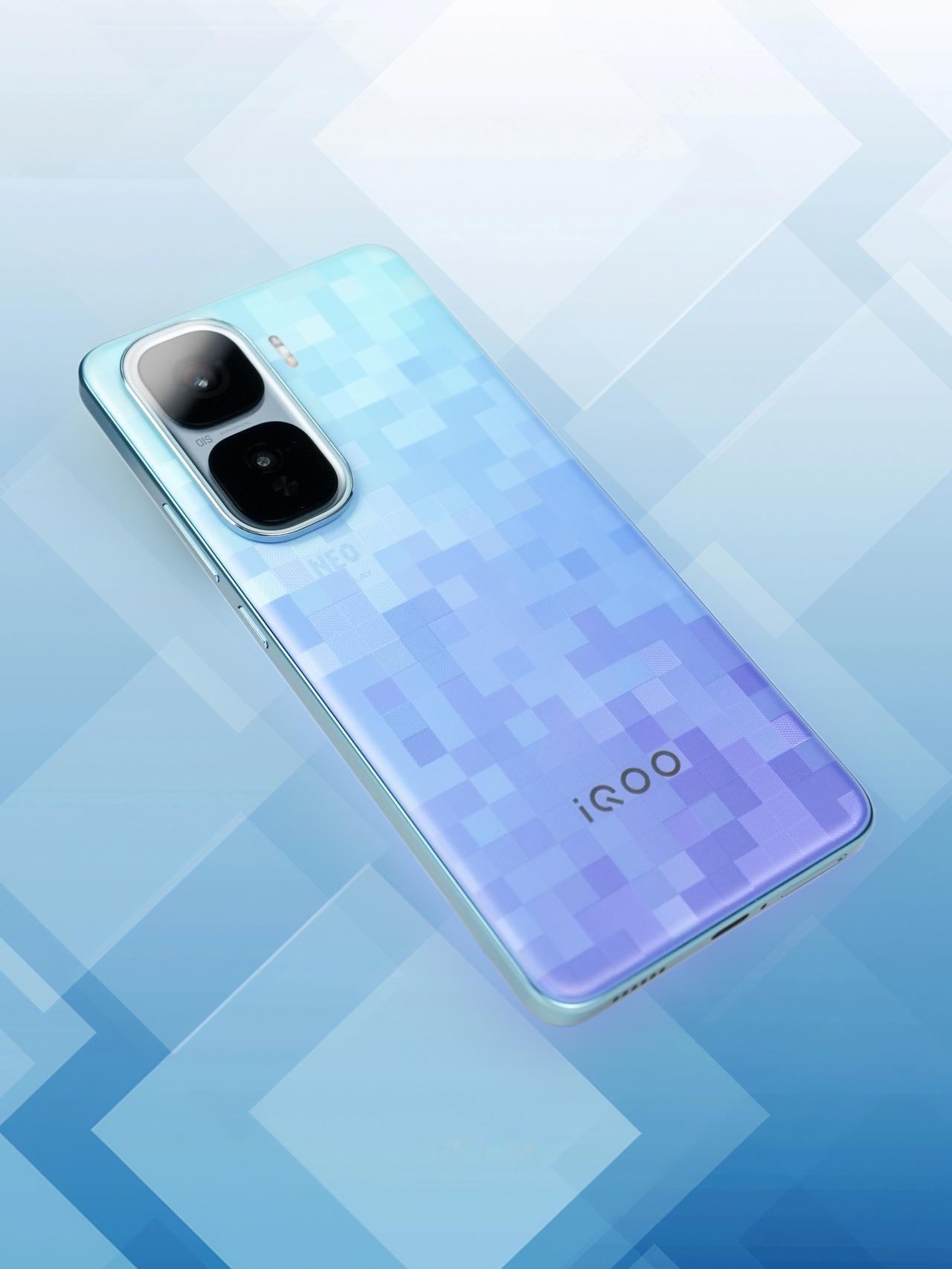 HYK图赏｜iQOONeo10Pro+这款是和宝马MMotorspor