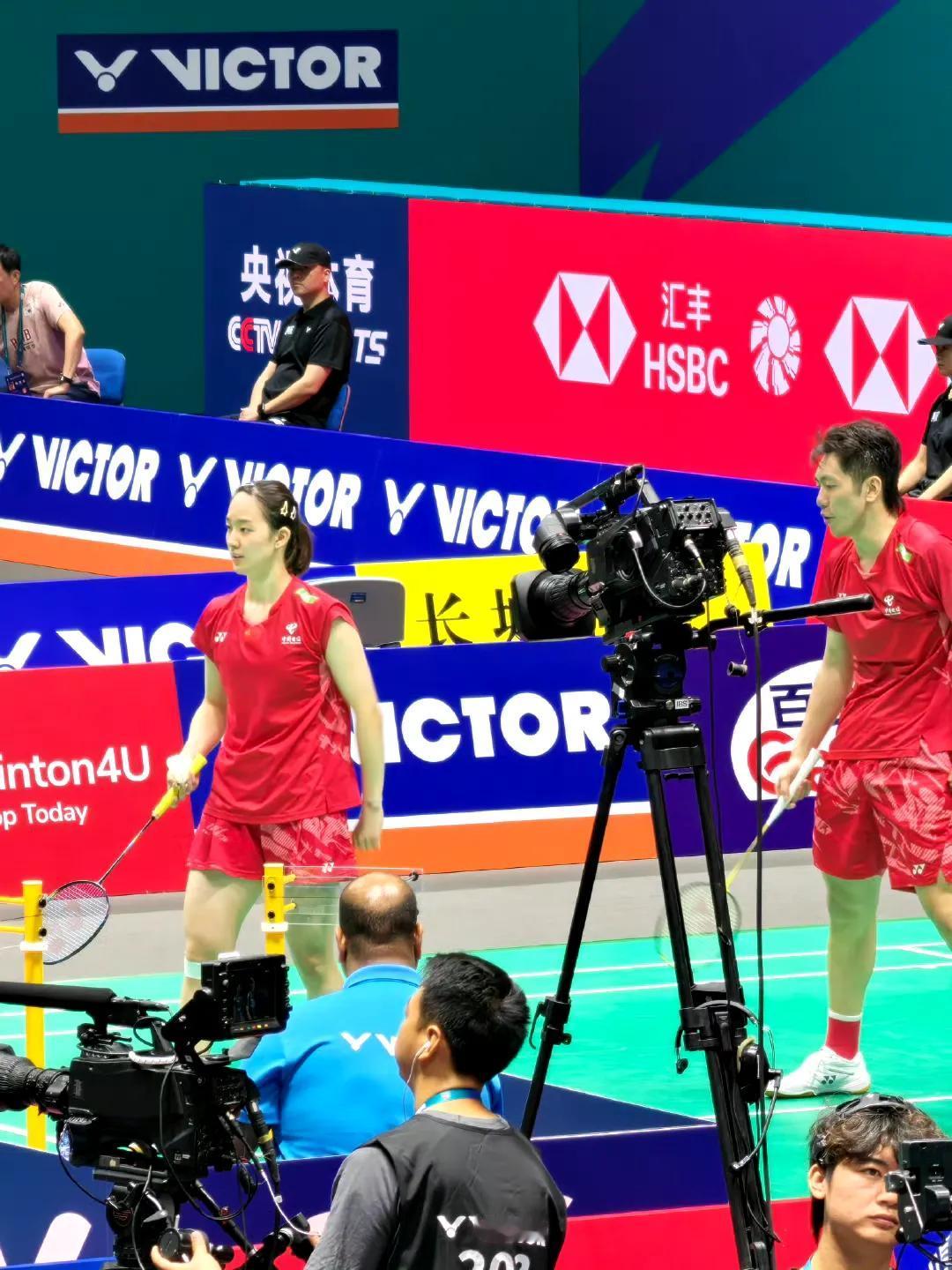 程星/张驰🇨🇳止步混双首轮！刚刚，程星/张驰🇨🇳18-21、21-