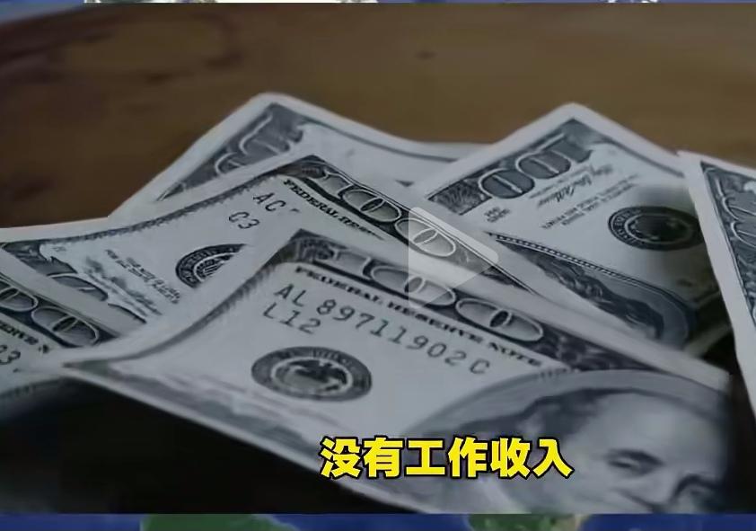 同学去美国儿子家住了一个月，因为跟儿子儿媳妇儿有矛盾，回来了。我听了同学的哭