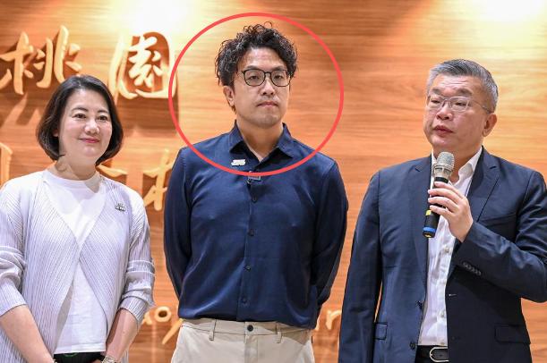 就在刚刚，“台独”分子沈伯洋发表声明，7于29日，针对民进党代表团结束为