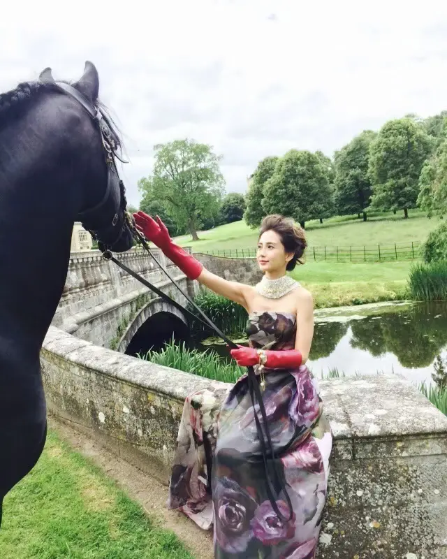 baby我承认你比我忧郁