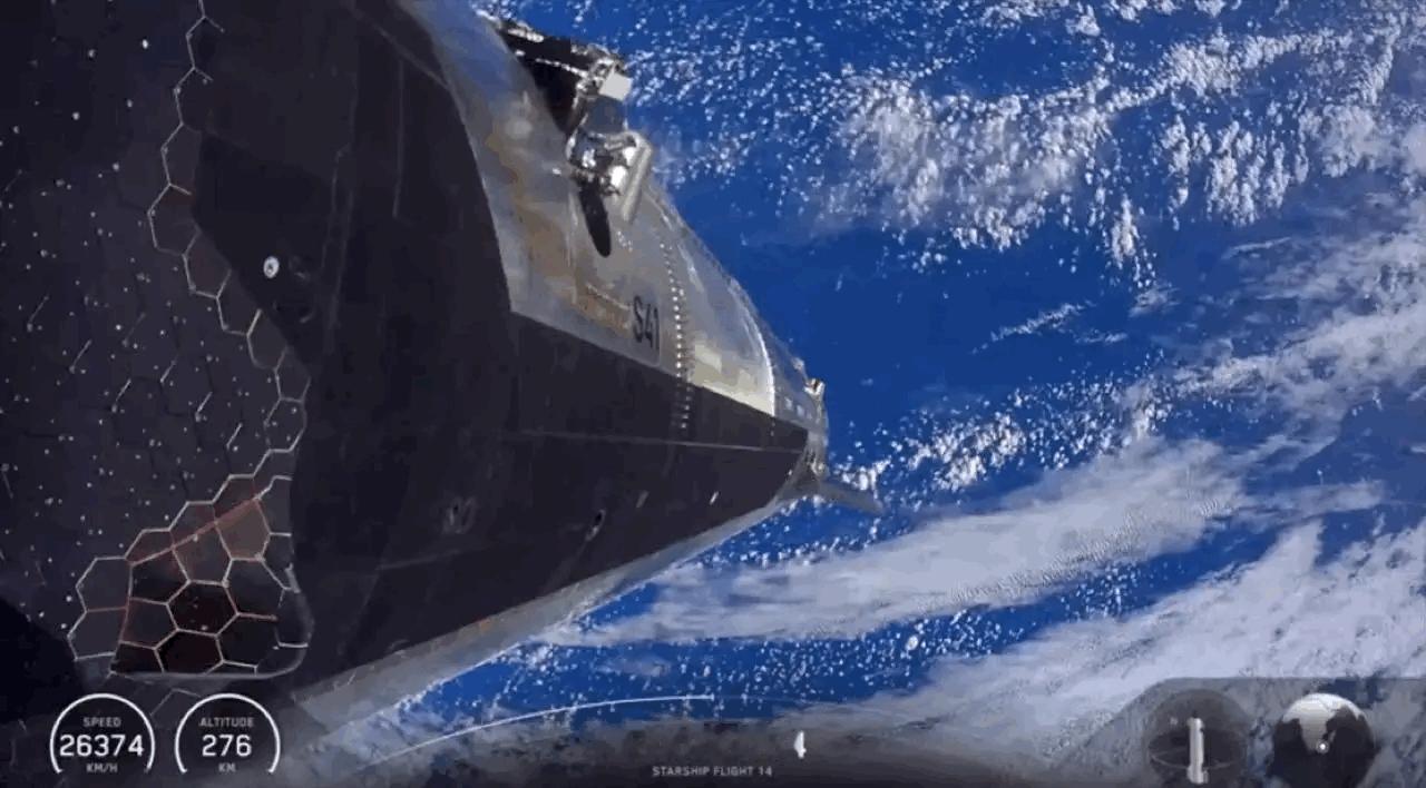 星舰第一次真正把StarlinkV3卫星放在轨道了。震撼无比。SpaceX星舰第14次飞行虽不完美，
