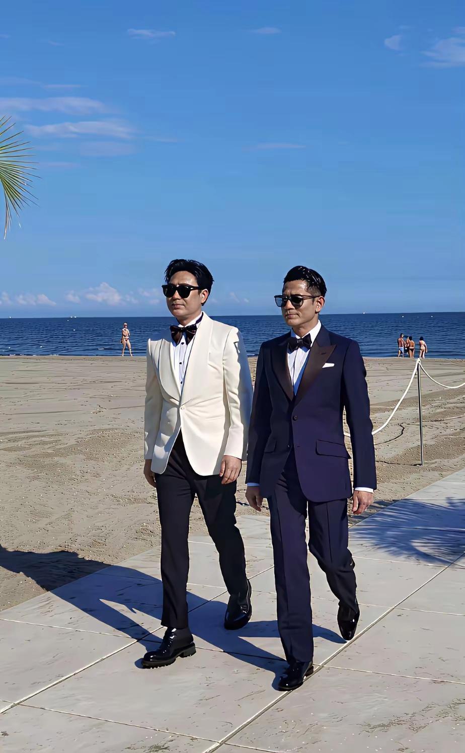 终于知道张颂文为什么能火，为什么大家那么喜欢了他了即使和天王郭富城站在一起，他居