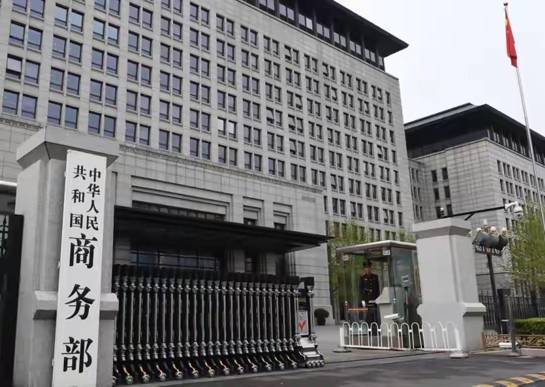 4月24日到4月27日这四天，中欧经贸争端的处理方式发生了一大变化，从“外交交涉