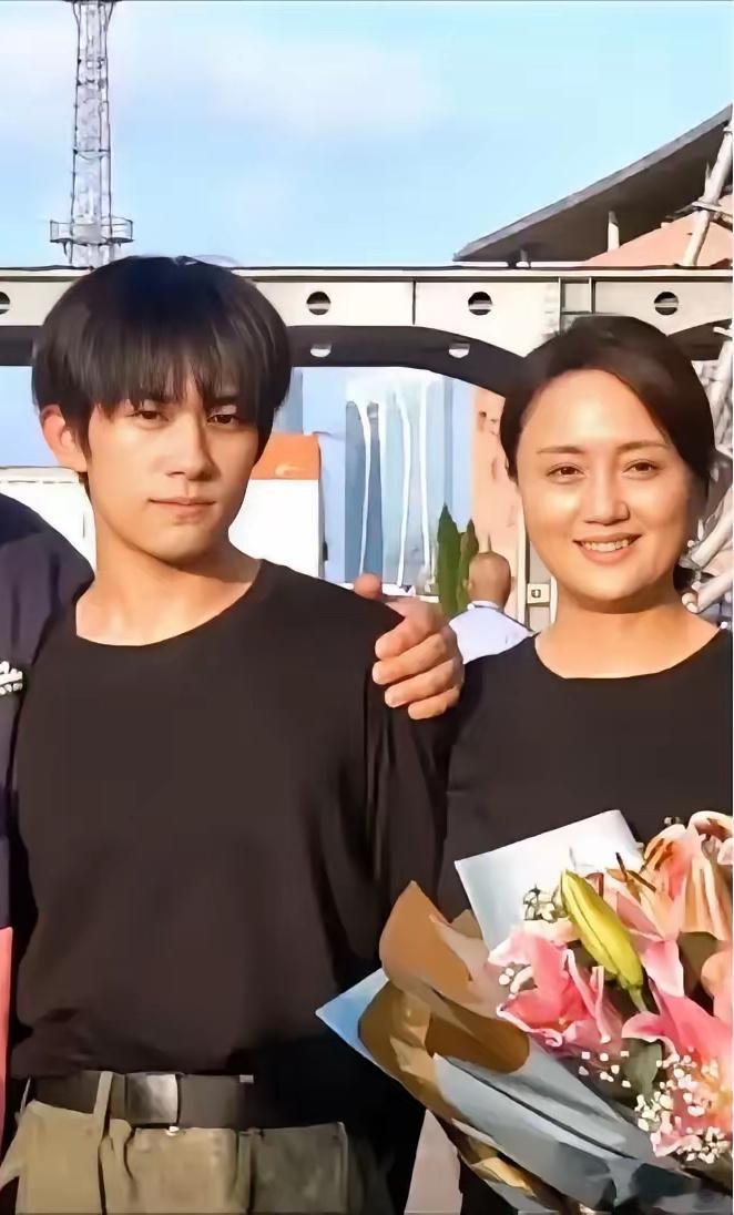 内娱史上最经典的悼词!没有之一!​易烊千玺真是个谜，越来越让人看不懂，你说他聪明