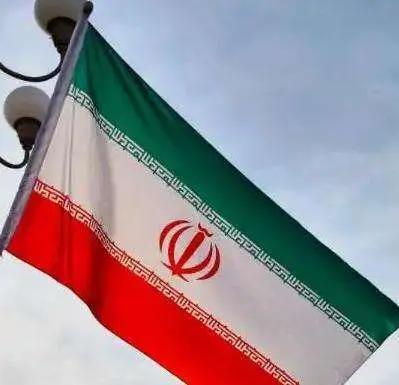 伊朗为啥宁愿在美国面前低头，也不愿意投靠中国呢？说实话，伊朗内心很看不起中国，所