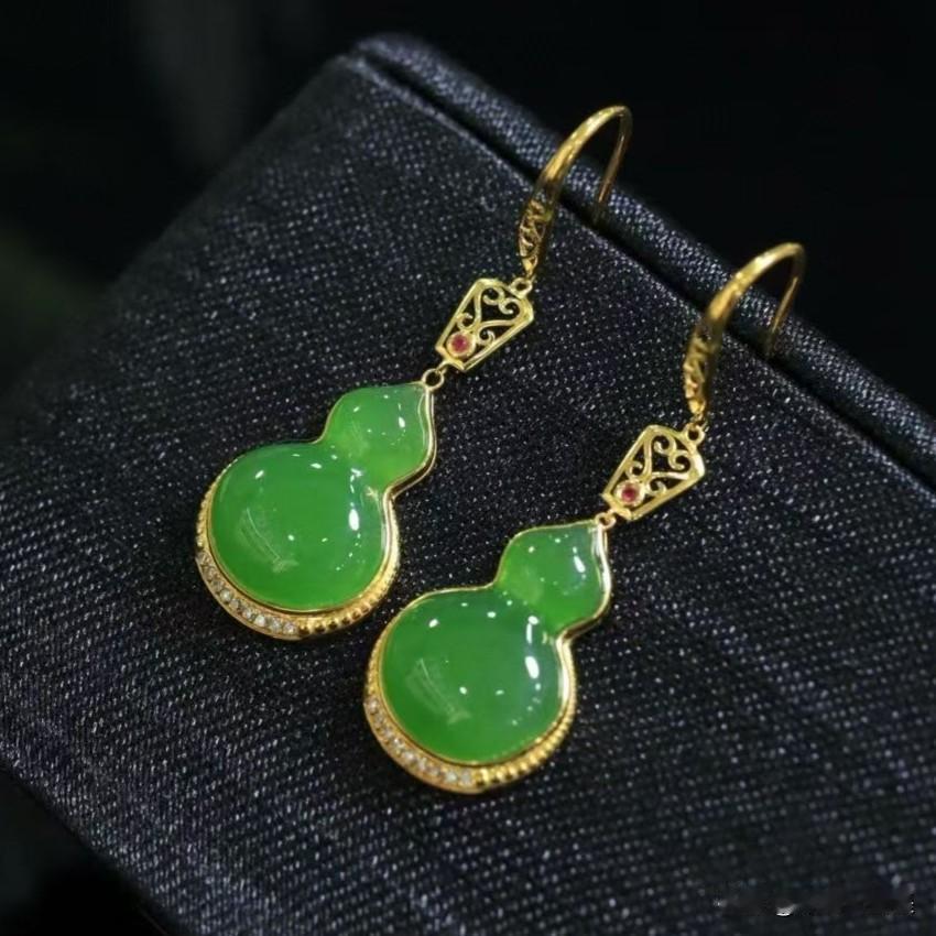 人生有时真的需要时间来证明，该来的让它来，该走的让它走，不强求，更不强留，