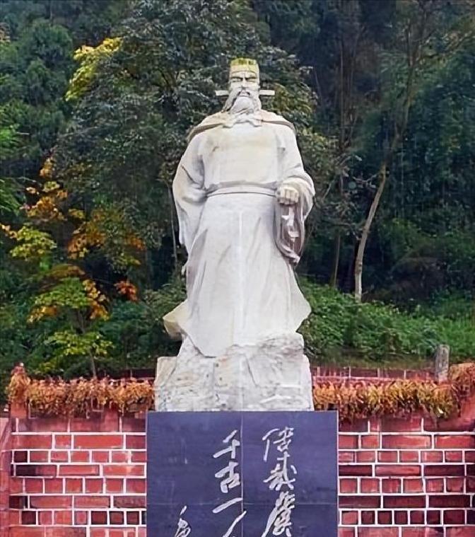 海陵王的乱伦丑闻，正史只用短短几个字定了性。但那几个字，是他弑君夺位的堂弟亲自写