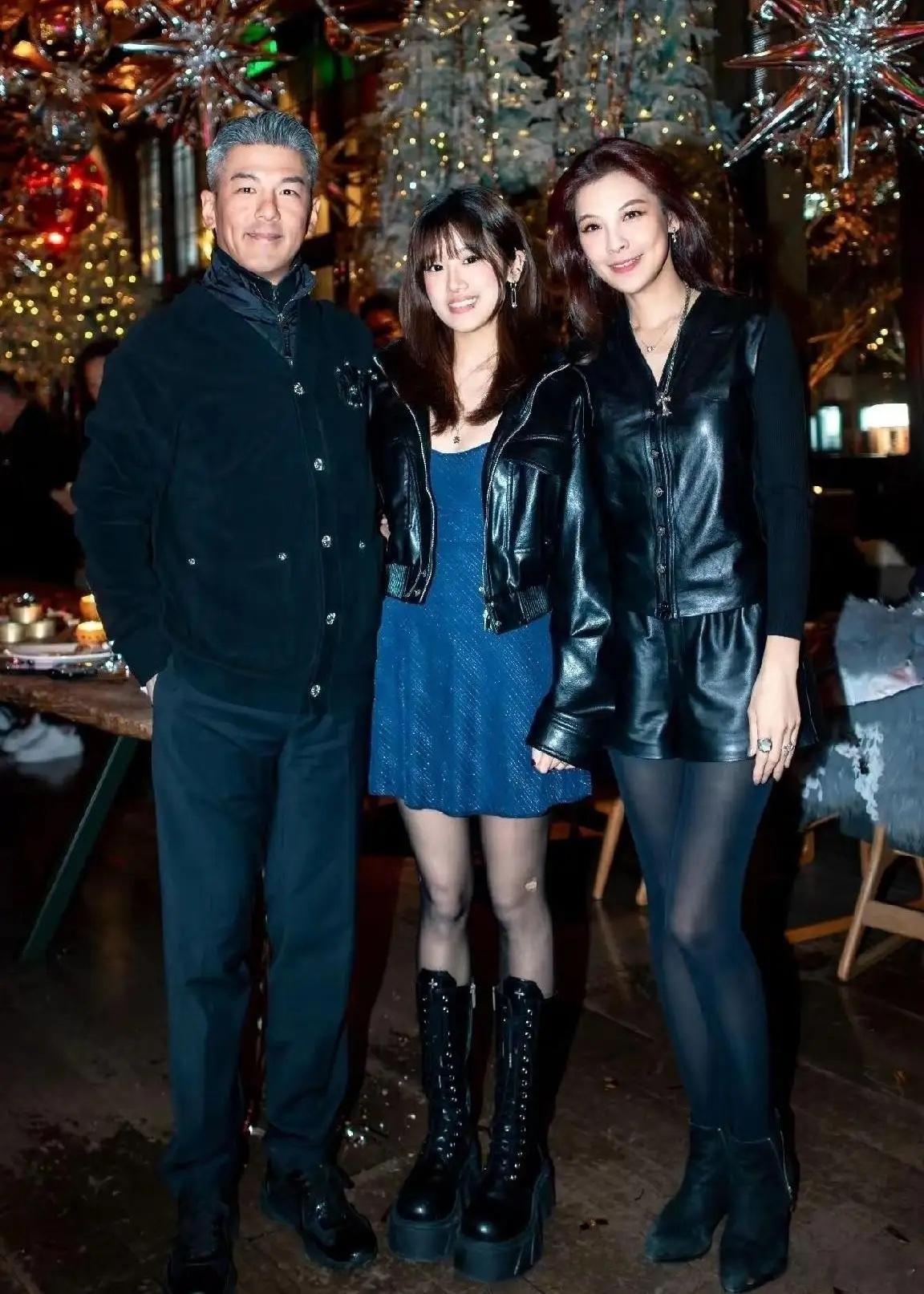 贾静雯大女儿晒和亲爸后妈合影，梧桐妹两边都受宠，她爸身价几个亿，这小姑娘有福啊！