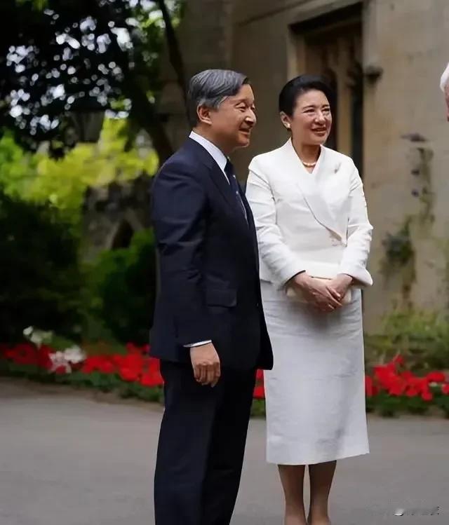 德仁年轻时的相亲对象，为什么大部分都看不上他呢，那是因为和他相亲的女孩子，基本都