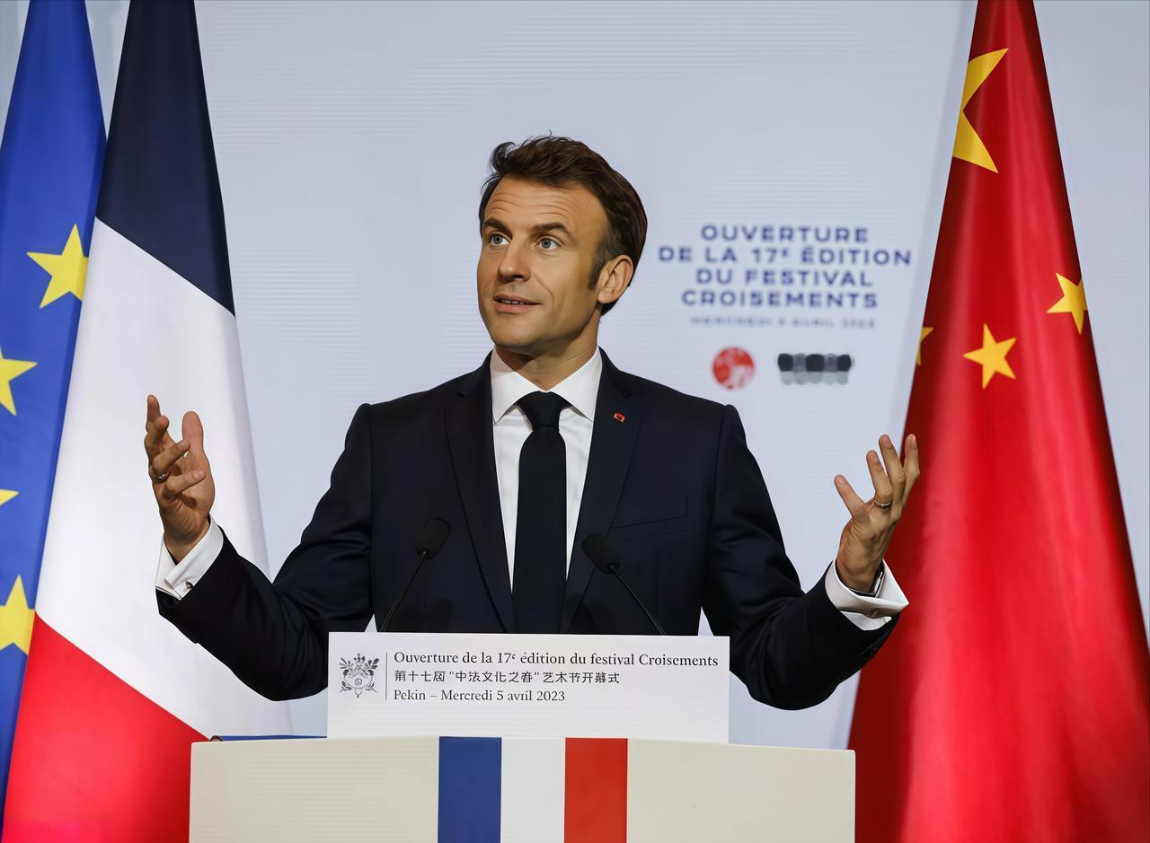 就在刚刚法国突然宣布了10月7日，爱德华·菲利普突然站出来发话，要求总统