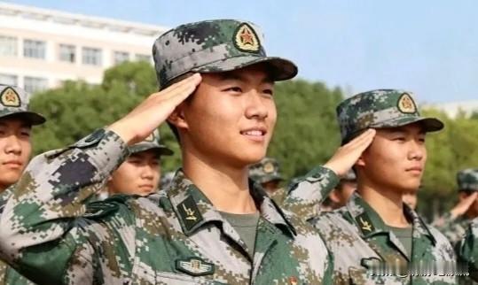 25年9月入伍的，明年有一个重要留队机会。2025年9月份入伍的战友注意了，