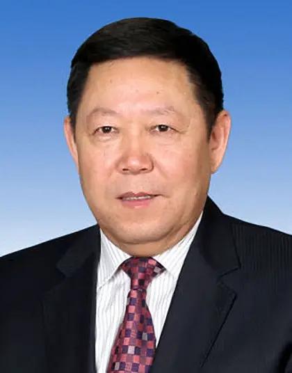 新疆原自治区副主席朱昌杰被查，他以前曾任公安厅厅长。根据国家相