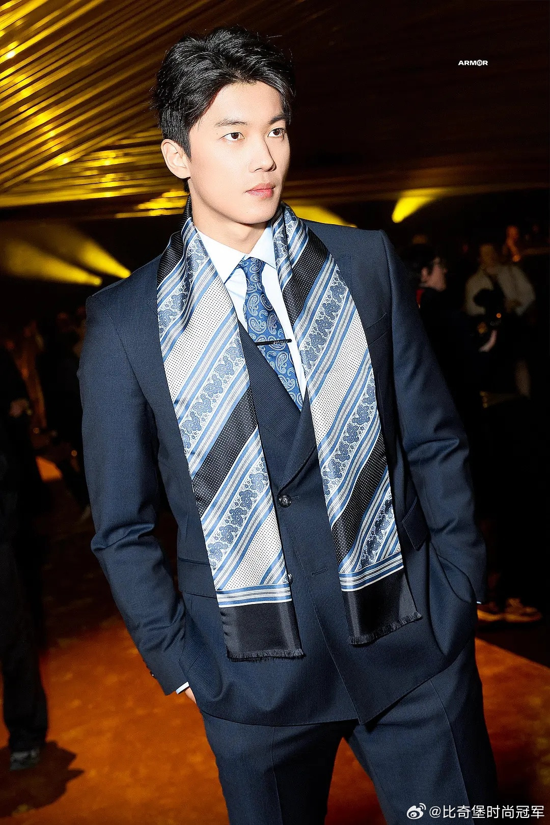 不得不说boss还是很会选代言人，汪顺挺帅的呀，宽肩窄腰小头长腿👍