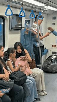 善良的女人最可爱。