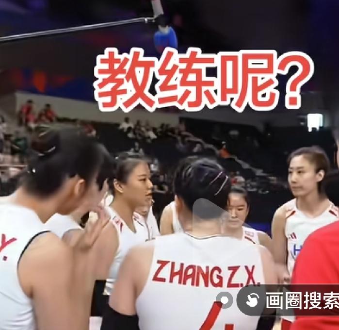 忍了两局半的赵勇在第三局中国队比分落后暂停时终于还是急眼了，又开始吼队员，幸好助
