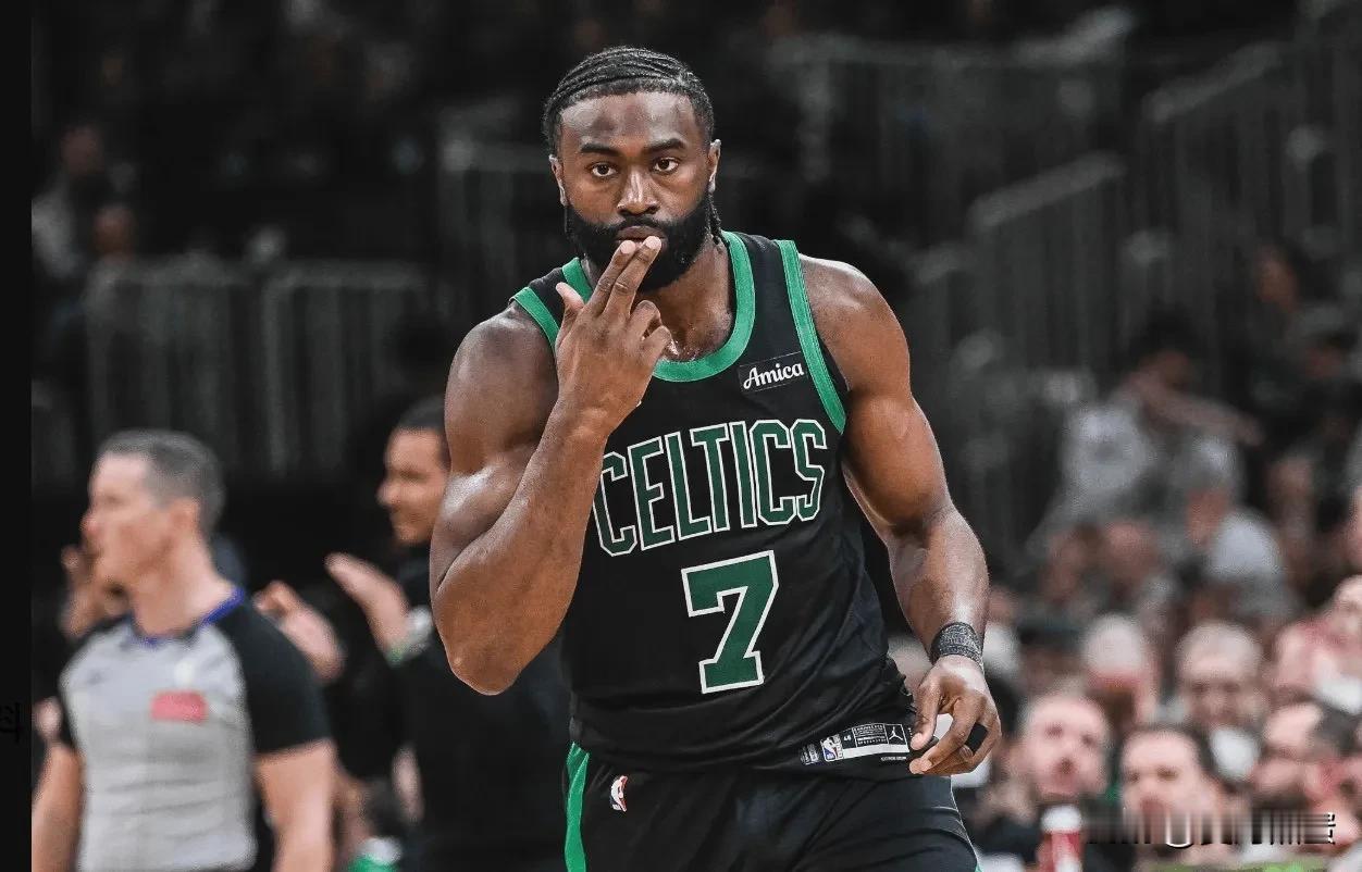 为啥布朗砍41分输球，不少凯尔特人球迷还是对他不太满意？因为布朗休赛季吹大了