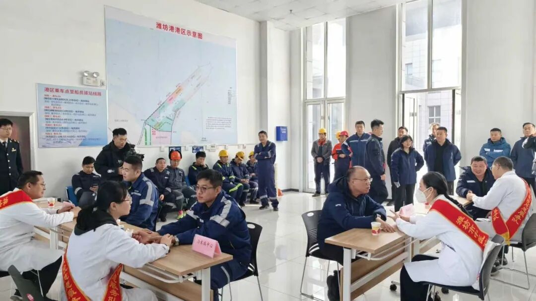 山东港口渤海湾港: 党建“红”引领港口“蓝”