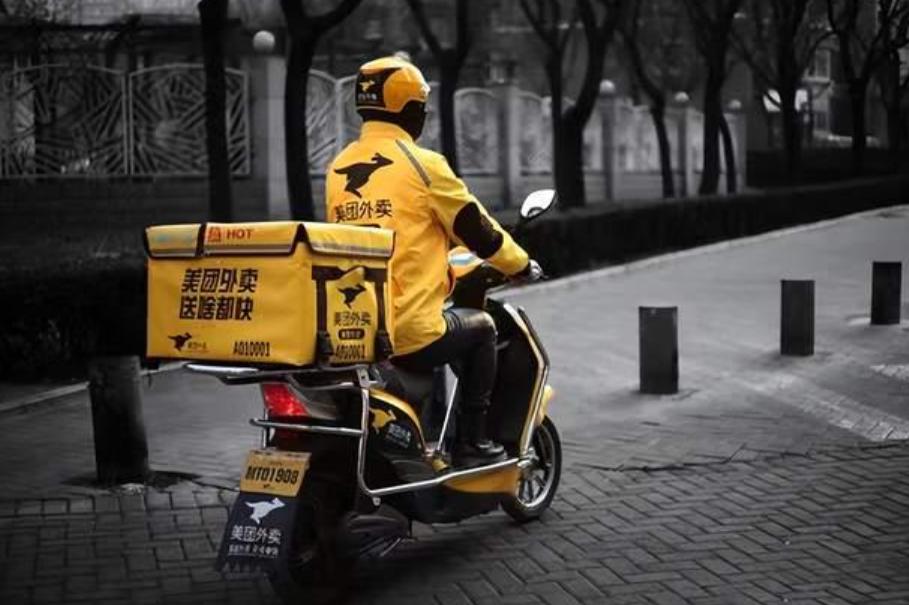 别再吓唬孩子考不上大学就送外卖，真正扎心的根本不是这个其实，比没文凭、跑外卖可