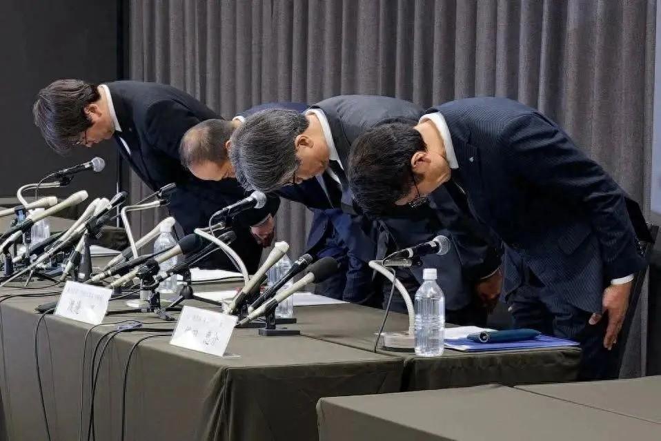 日本社会的复杂情绪：看不起美俄，鄙视韩国，对中国恐惧与依赖并存