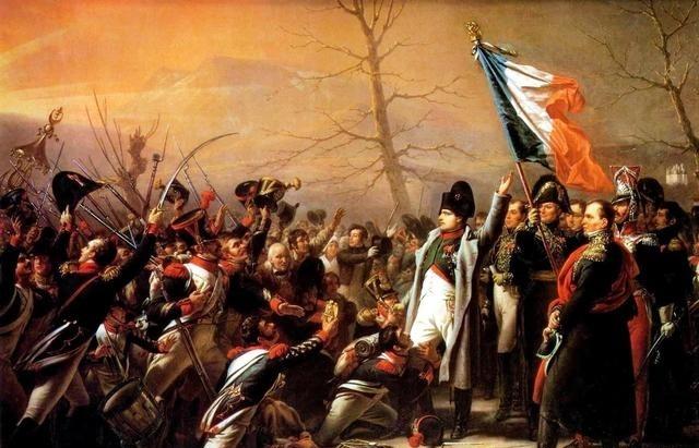 拿破仑从厄尔巴岛登陆法国时，面对路易十八派来的军队，能准确的叫出了第一排士兵的名