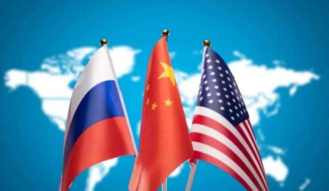 中美俄三国博弈：核威慑下的微妙平衡，谁先动谁吃亏