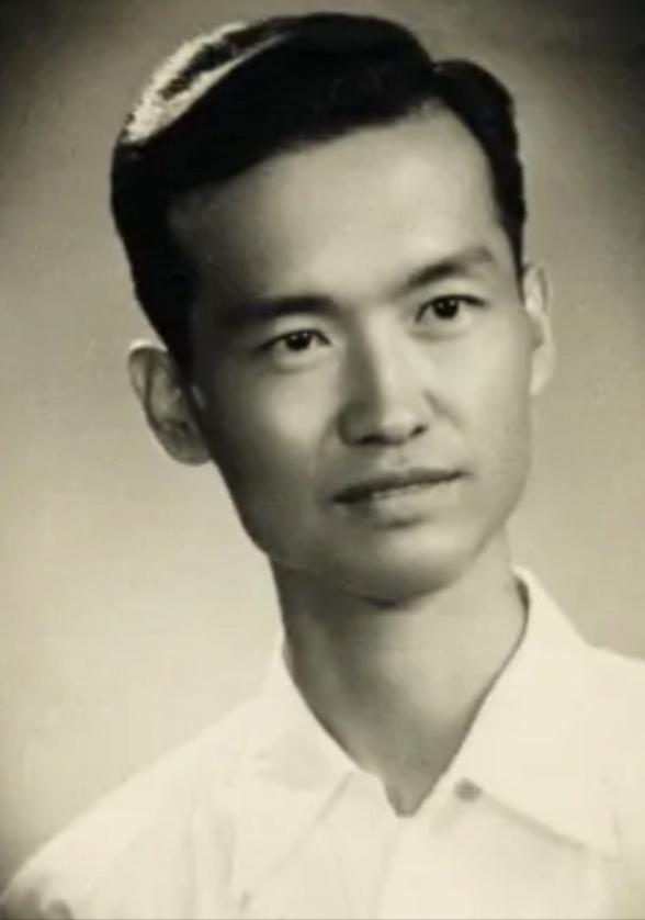 1947年,国军少校被俘,押送到连部,连长正要问话,他却先说:“同志,你级别低,