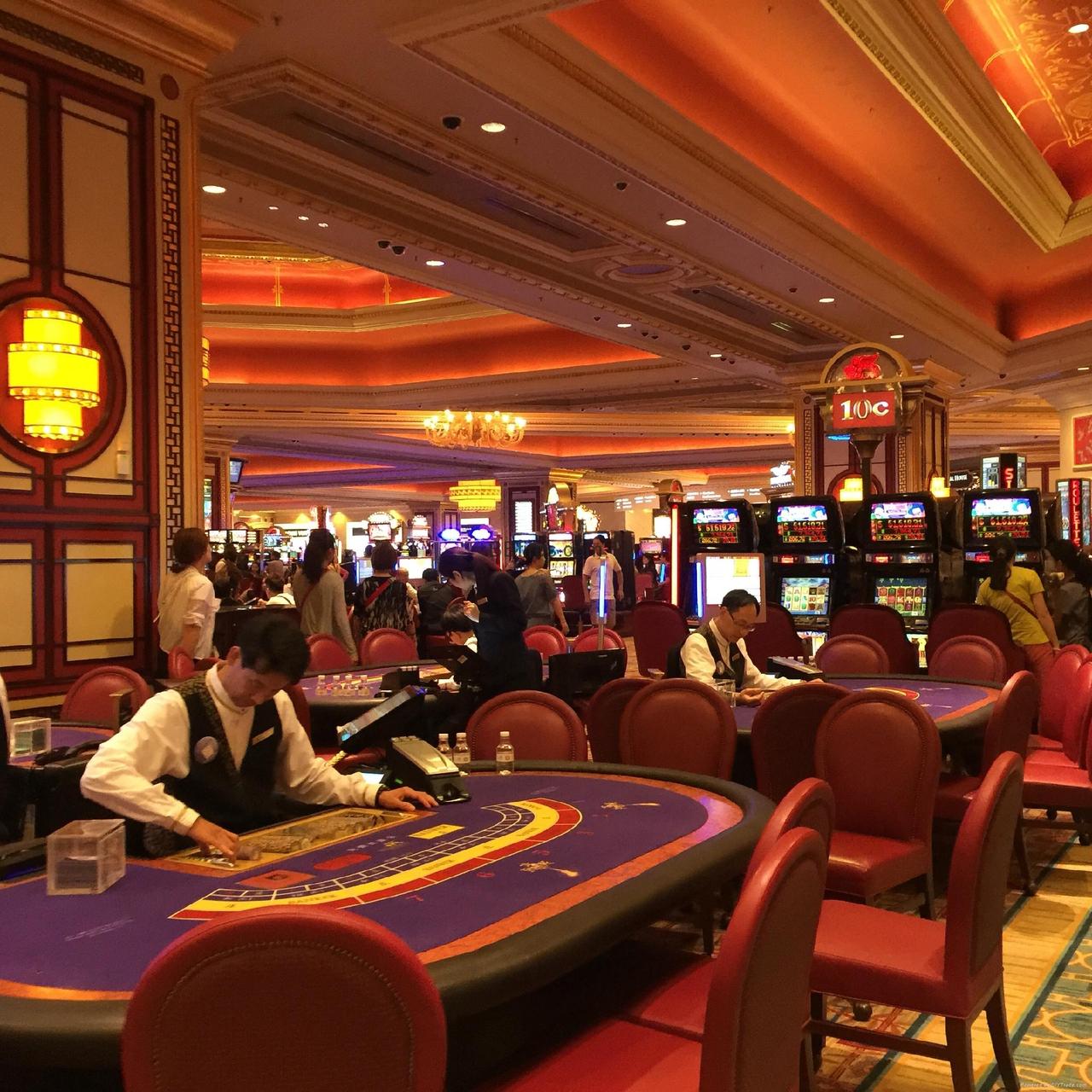 澳门赌场有个耐人寻味的现象：要是你运气好赢了2000万，想揣钱走人，赌场大门