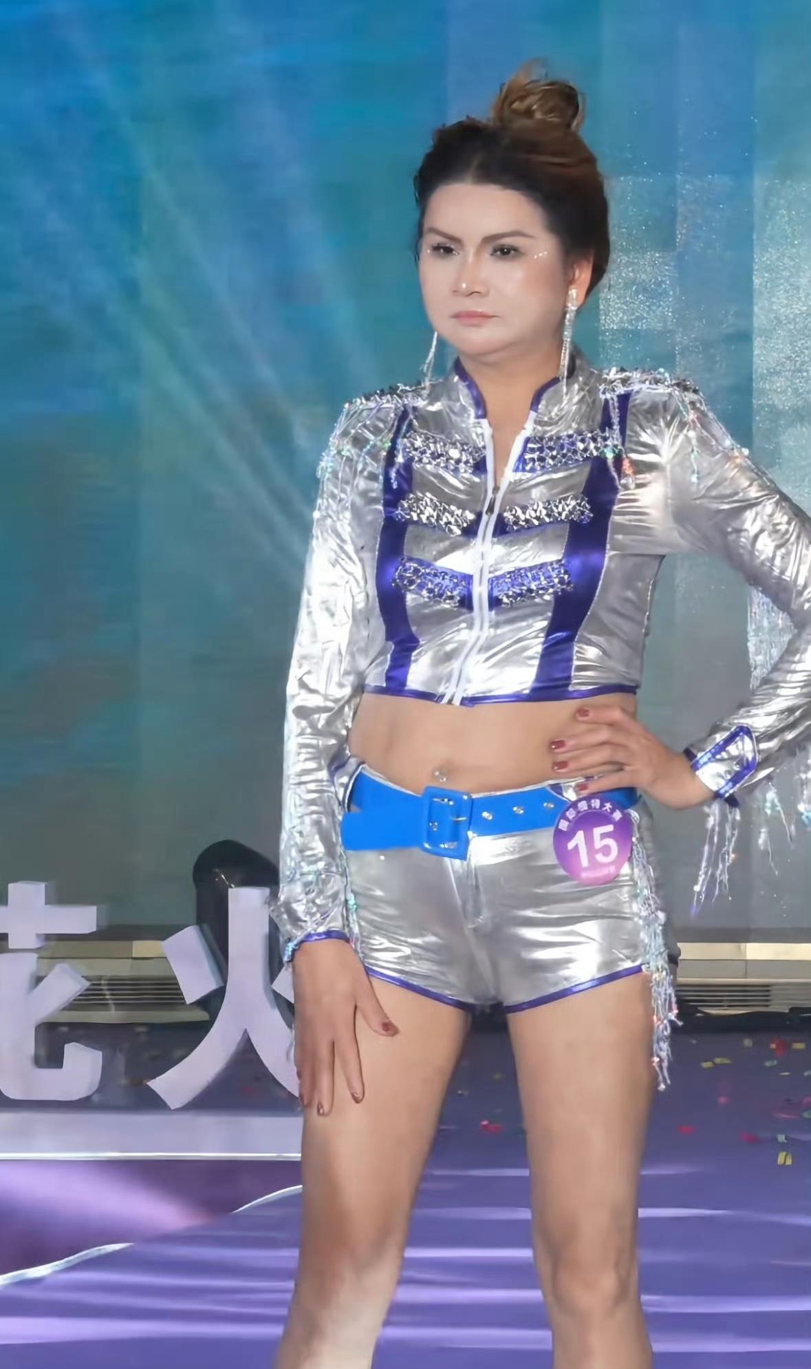 国际模特大赛广东赛区冠军有说叫林文瑢，又说叫张倩，因为她靓丽的外形、绝世的容颜引