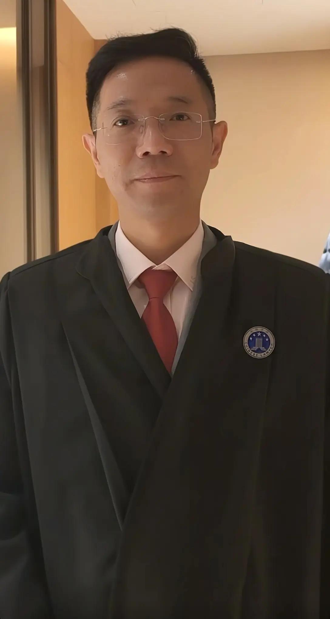 朋友们，姐姐们家人们早晨好；姗姗Z新进展来了！你听说了吗？下周二，也就是9号上