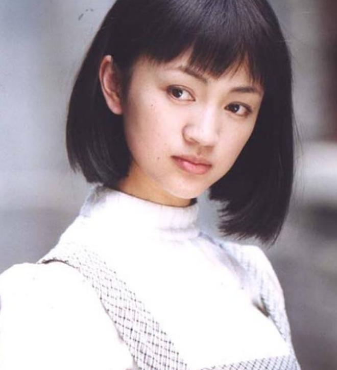 2010年，罗海琼和华谊副总裁费麒结婚。婚礼上费麒突然抢过司仪的话筒，大家以为他