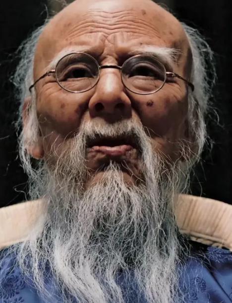 1950年，九十岁的齐白石，画了一个老虎，送给了一个过生日的朋友，后来这幅画拍了