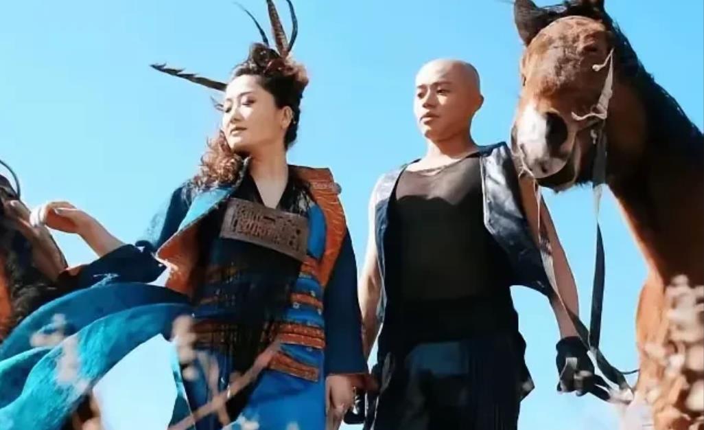 大家都散了吧曾毅是不会道歉的，不是因为他大牌而是曾毅发的微博都是真的，因为曾