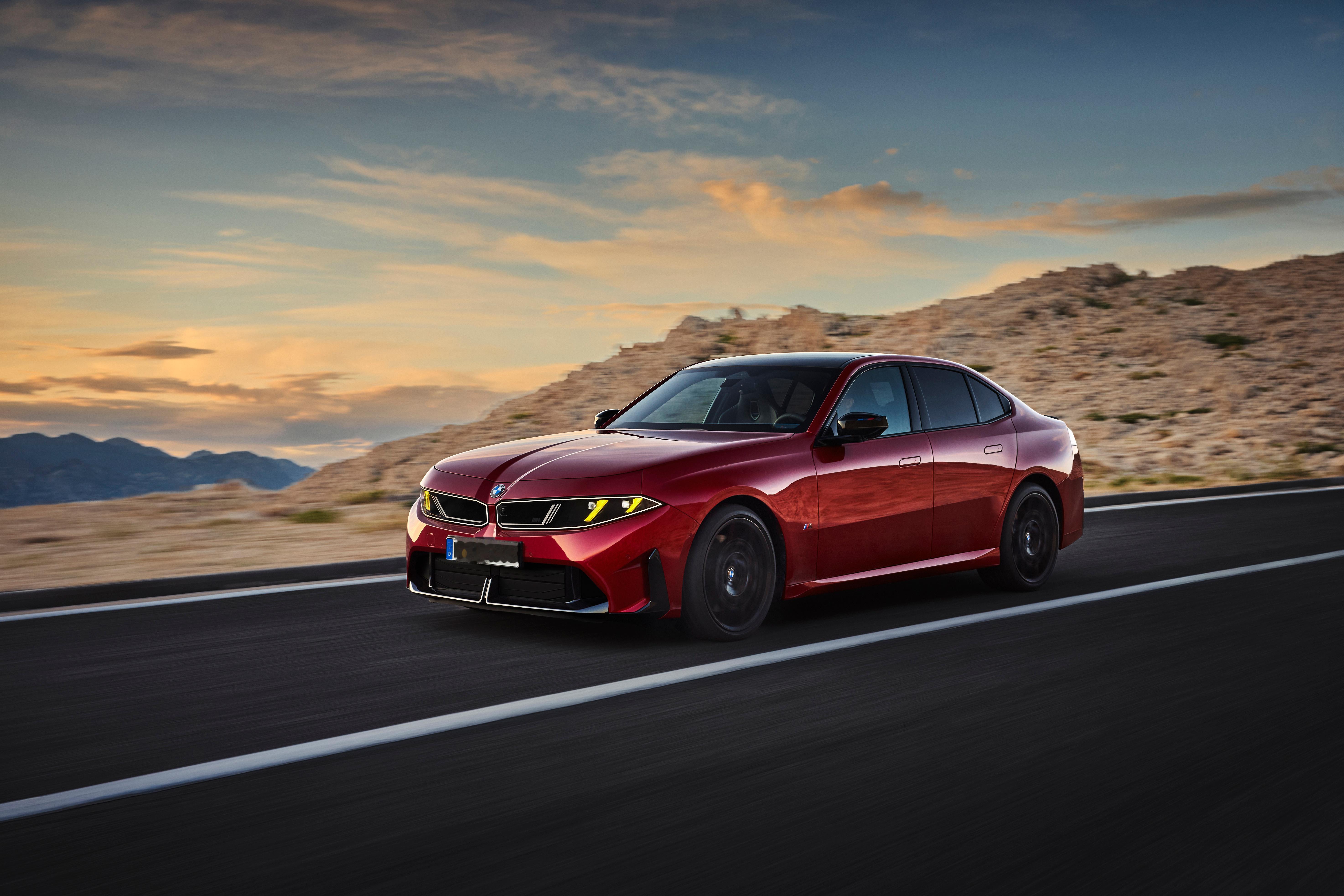 2027BMWM350xDrive#宝马##宝马3系#欣赏一组动态官图，M350看上去就很运动了，还