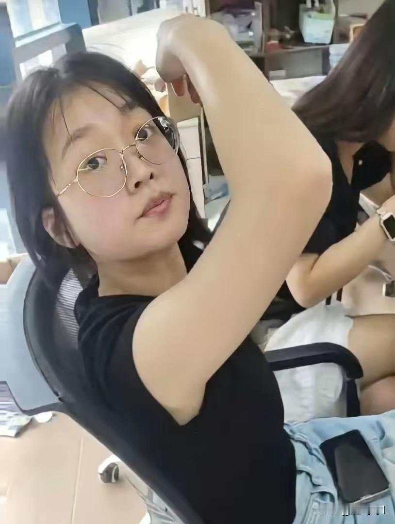 白嫖姐被扒出真相，这可不是小事了，白嫖姐已经是第27次白吃了，要不是这个外卖小