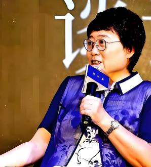 性学家李银河说：“这辈子能成为夫妻，能睡在一张床上的人，是上辈子相互埋骨得