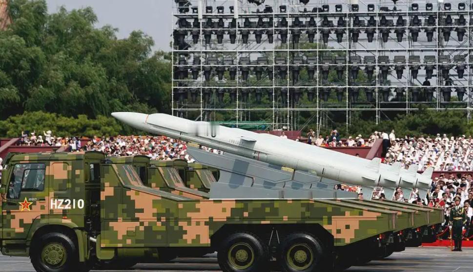 中国打破物理定律？研发出可变形高超音速导弹，美国也拦不住根据媒体报道，中国国防