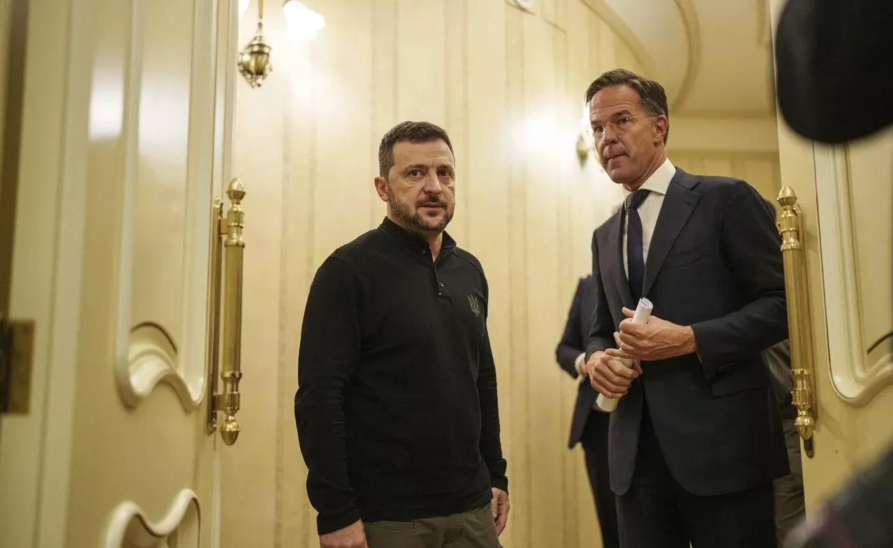 【吃里扒外】当地时间1月26日，北约秘书长吕特称:欧洲目前正在建设其国防工业，