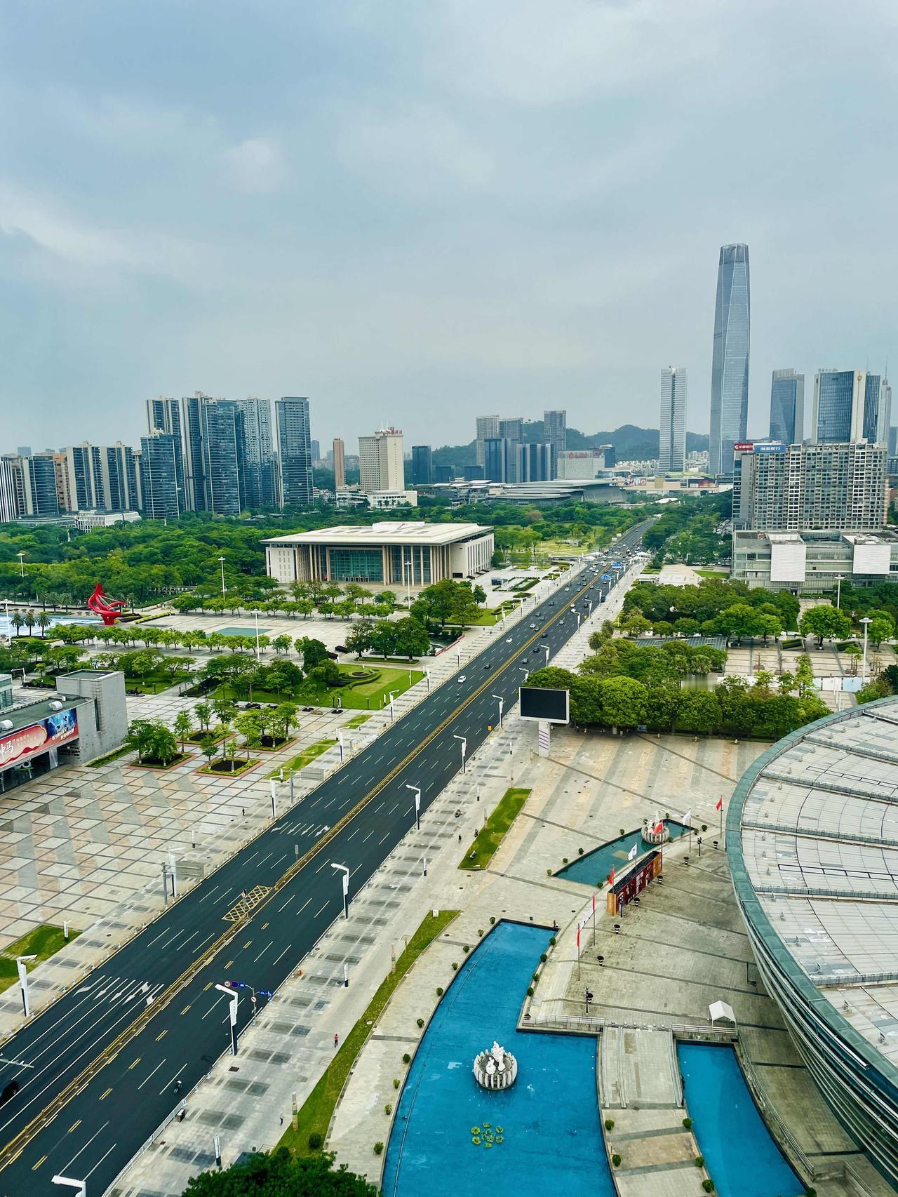 东莞南城CBD，非常漂亮！见证东莞20年来的变化，我是从2000年到东莞工作