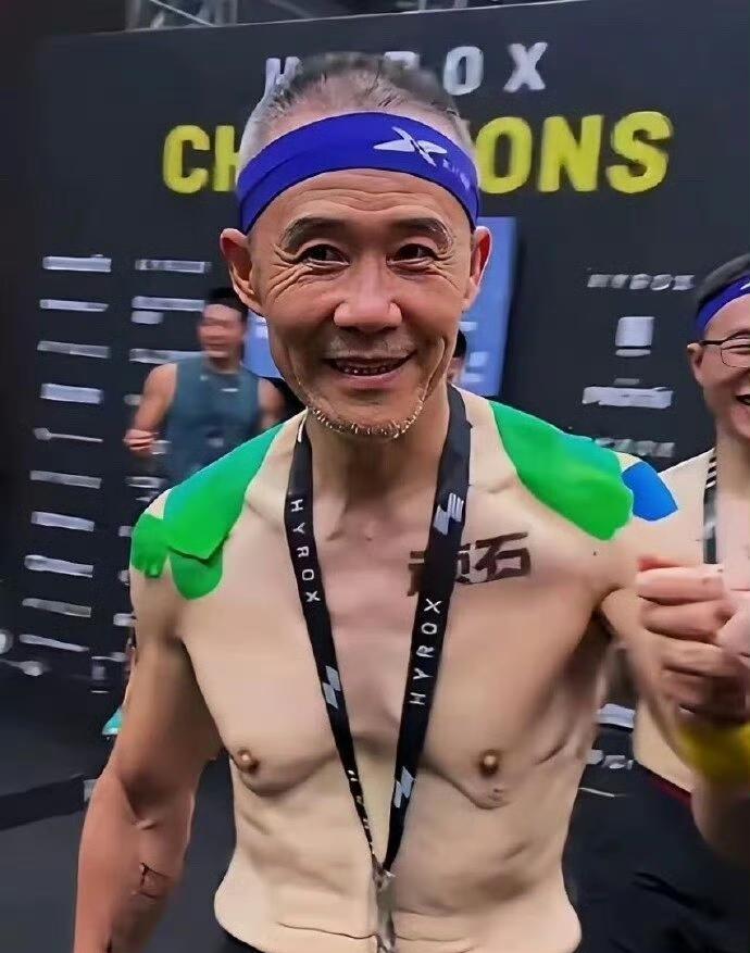 王石是接受不了自己老了才死命折腾吧。但这完全是错误运动模式的失败典型。因为