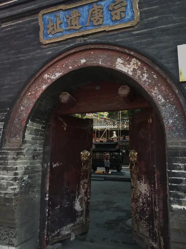 周锡恩抄袭门：张之洞的寿礼变打假现场湖广总督张之洞寿辰，门生周锡恩献骈文寿屏惊