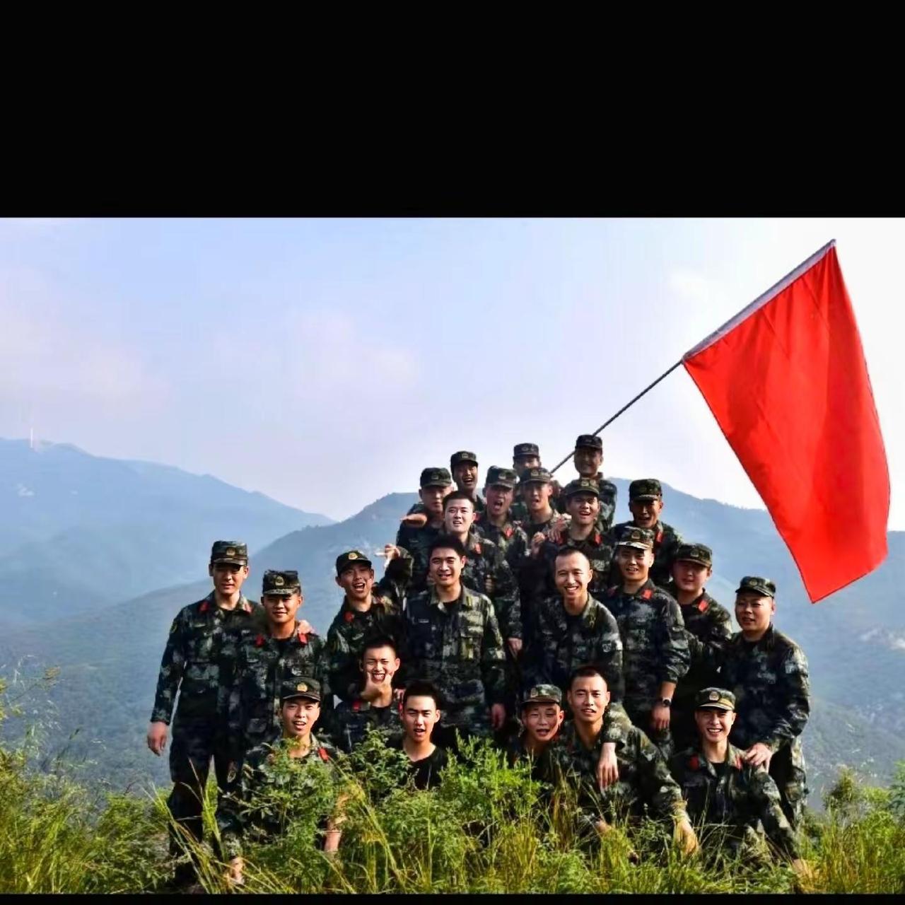 战友情。战友你们还好吗？致敬军旅若有战召必回