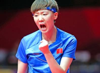 厦门乒超：王曼昱恢复了状态，防守就像一堵墙深大队不愧是大学队，就是聪