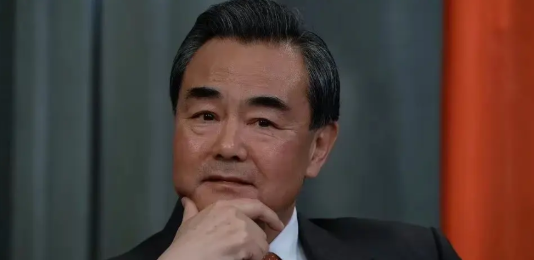 收到中方加税通知后，马克龙对华态度变了，还希望亲自来北京一趟中国商务部发通知