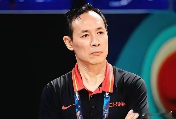 许利民还是赶紧下课吧！北京今晚又输了，连张庆鹏都干不过，近8场输5场，赵睿，曾